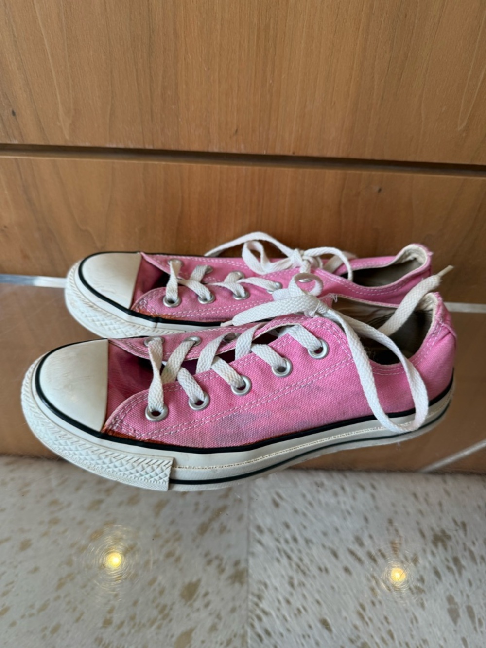 Pre-Loved Pink Low-Top Converse Sneakers for Women, size 4 (6.5 US) - Picture 2 of 9